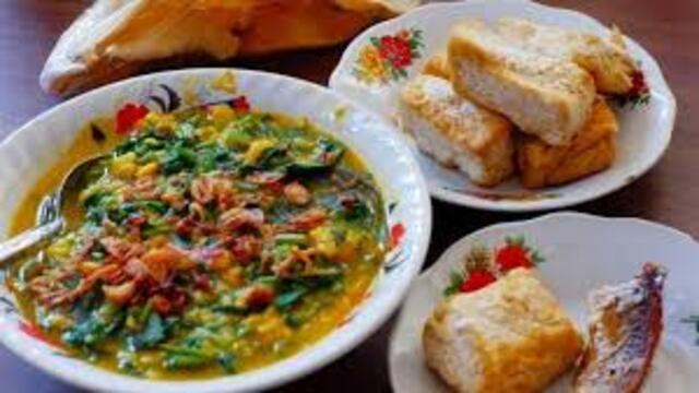 Bubur Manado (Tinutuan)